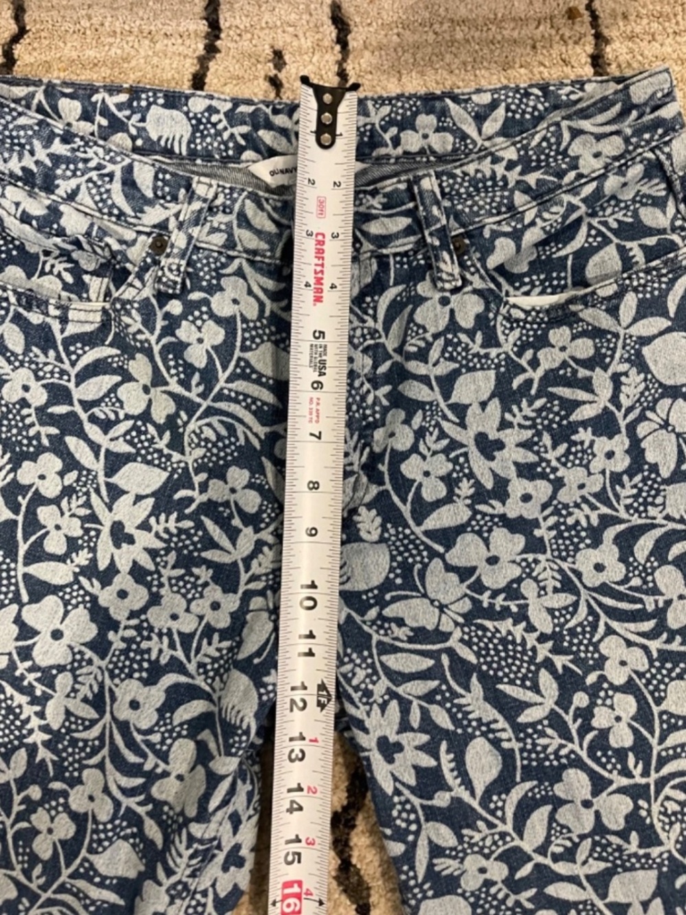 Old Navy x Anna Sui Slim Boot Cut Blue Floral Jeans Size 8 EUC - Picture 10 of 13